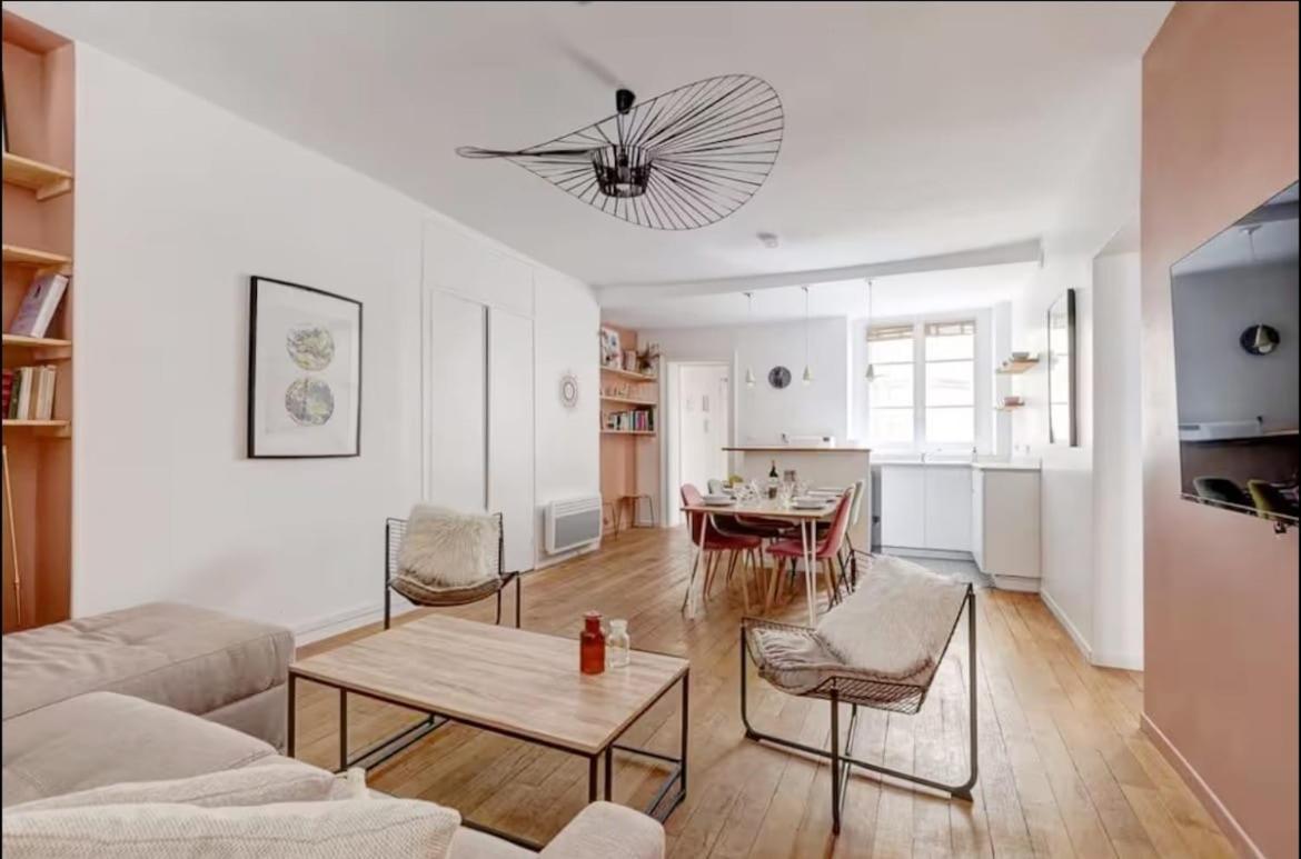 3br In Near Louvre Free Parking